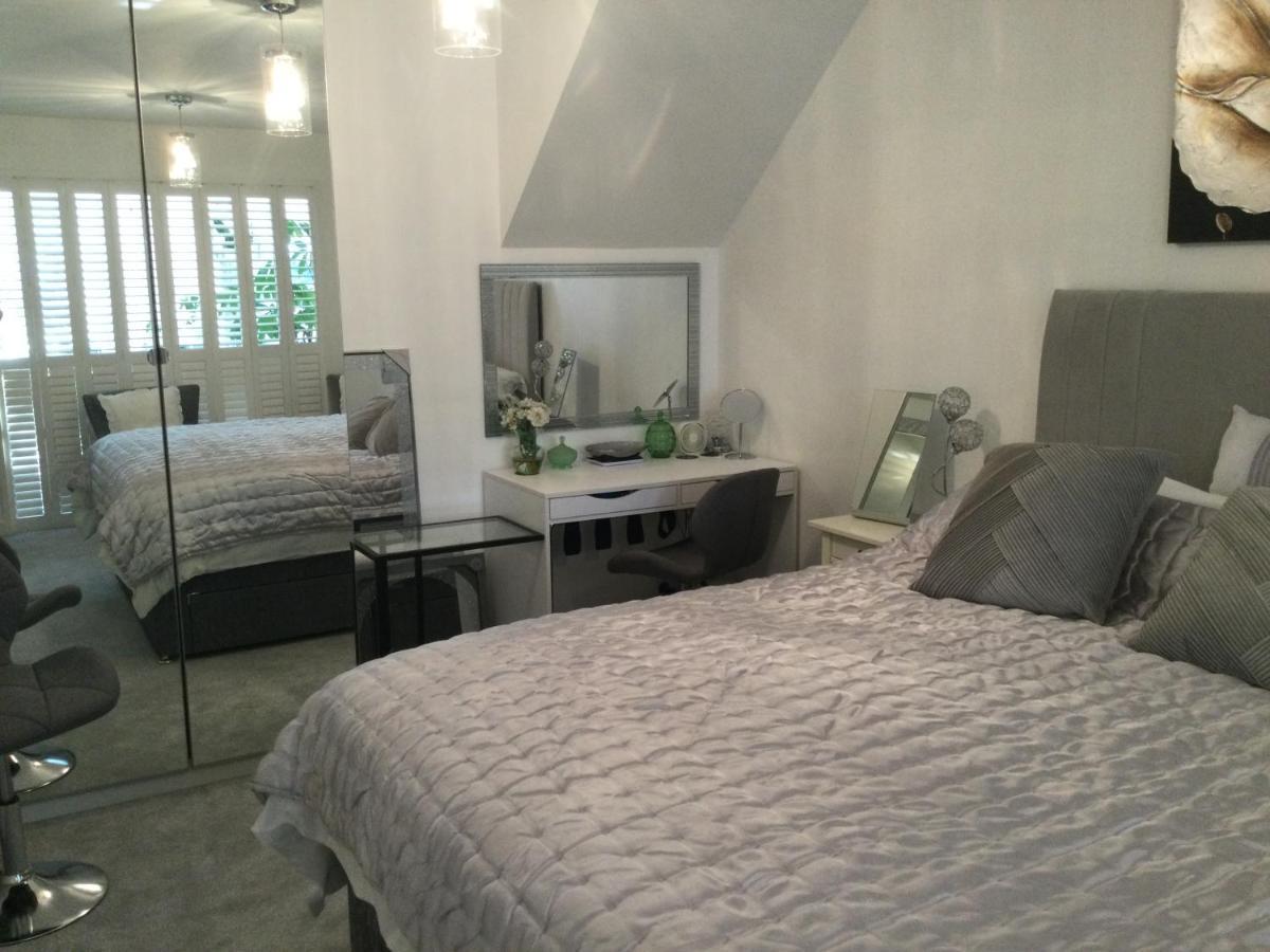 Rise & Shine Bed & Breakfast Titchfield ภายนอก รูปภาพ
