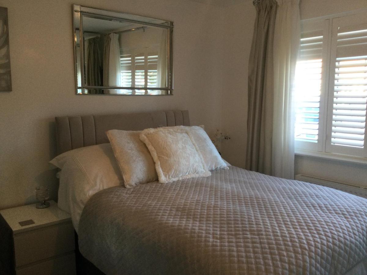 Rise & Shine Bed & Breakfast Titchfield ภายนอก รูปภาพ